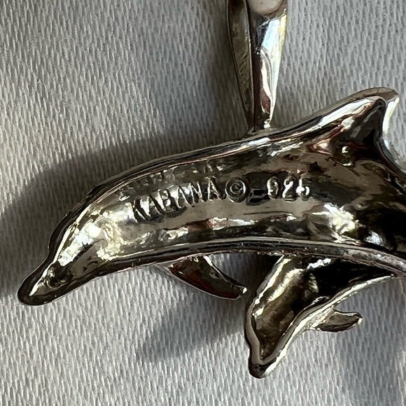 🐬Double Dolphin Pendant🐬 - Picture 3 of 5
